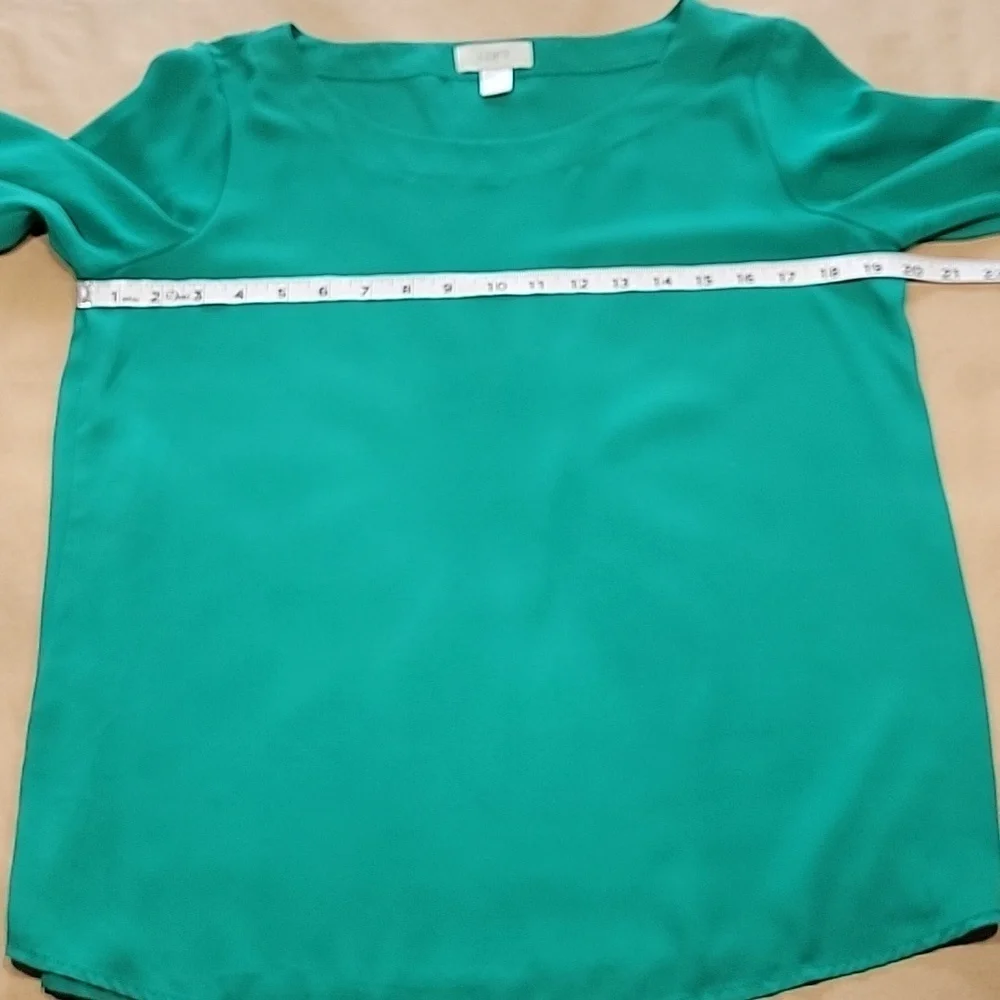 LOFT Size S Kelly Green 100% Polyester Asymmetrical Sleeve Blouse, Exc Used Cond